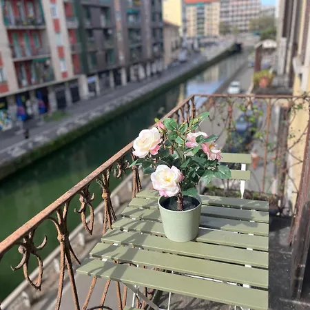 Navigli Darsena - Luxury Apartment With Balcony-3